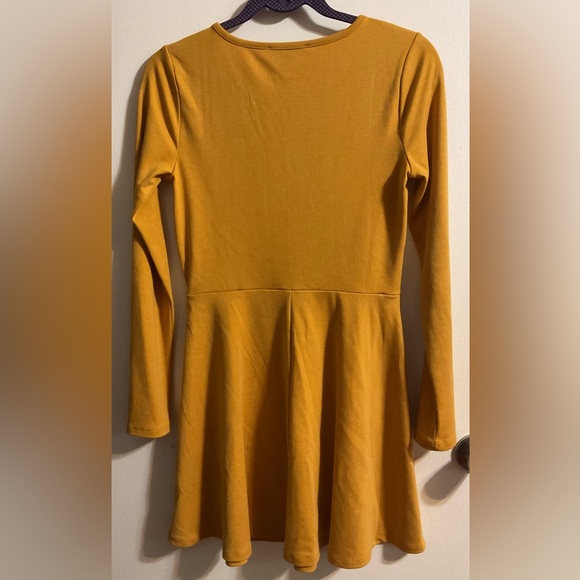 Juniors Forever 21 Size Large Dress - Picture 3 of 3